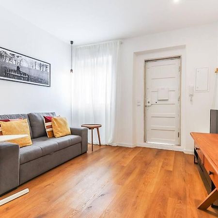 Vita Portucale ! Bright Campo Ourique W/ Terrace Lisabona Exterior foto