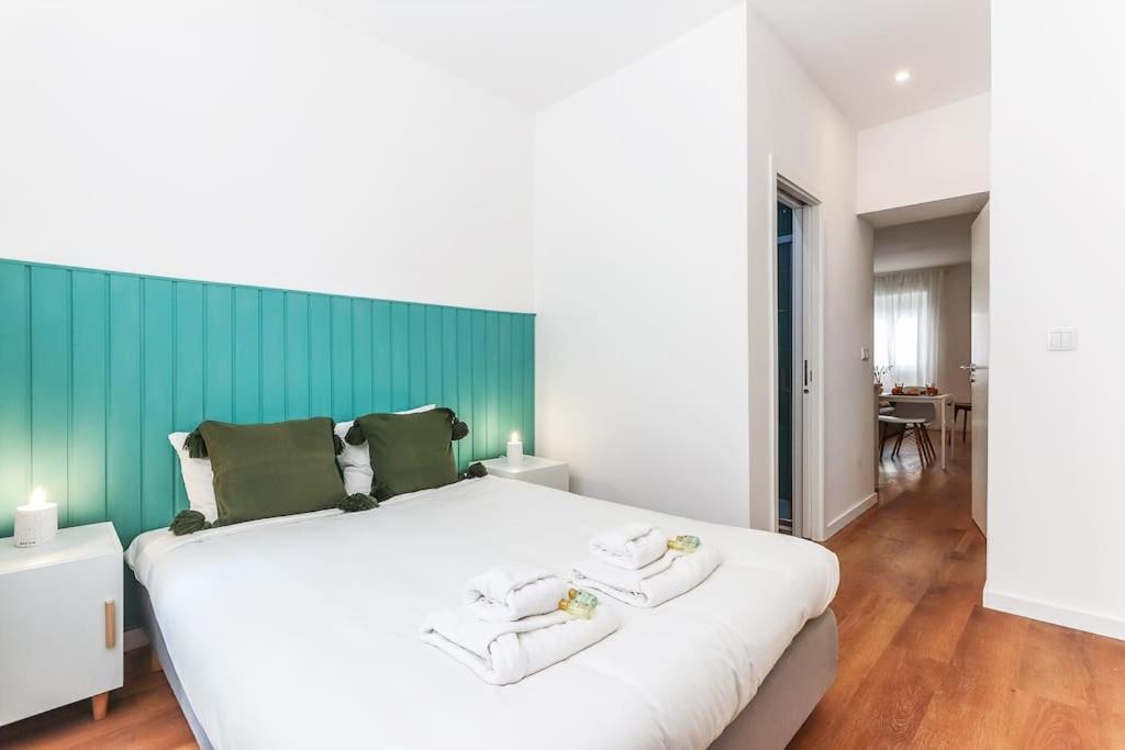 Vita Portucale ! Bright Campo Ourique W/ Terrace Lisabona Exterior foto